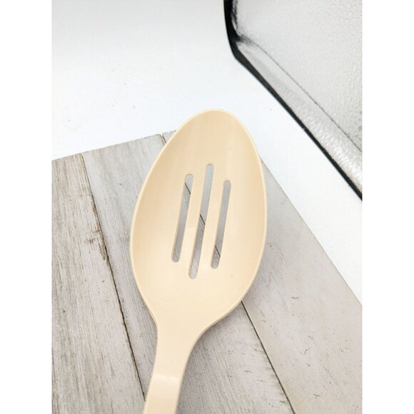 Ekco Slotted Serving Spoon #1 Almond Nylon Plastic 11" Vintage - Picture 2 of 8
